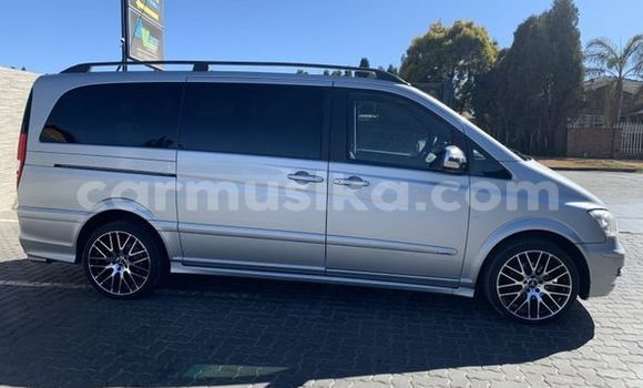 Buy Used Mercedes‒Benz Viano Silver Car in Beitbridge in Matabeleland South Buy Used Mercedes‒Benz Viano Silver Car in Beitbridge in Matabeleland South