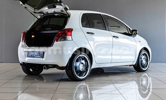 Nunua Ilio tumika Toyota Yaris Nyeupe Gari ndani ya Beitbridge nchini Matabeleland Kusini Nunua Ilio tumika Toyota Yaris Nyeupe Gari ndani ya Beitbridge nchini Matabeleland Kusini