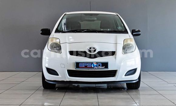 Nunua Ilio tumika Toyota Yaris Nyeupe Gari ndani ya Beitbridge nchini Matabeleland Kusini Nunua Ilio tumika Toyota Yaris Nyeupe Gari ndani ya Beitbridge nchini Matabeleland Kusini