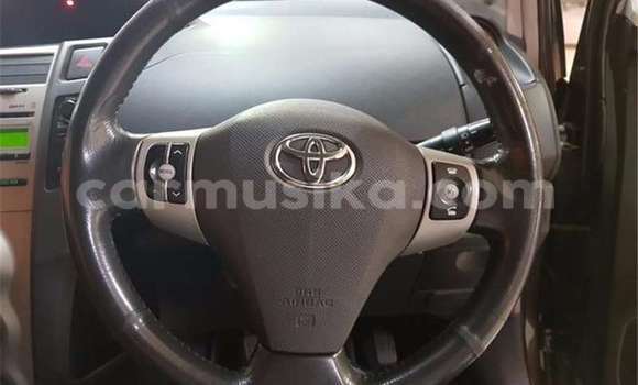 Nunua Ilio tumika Toyota Yaris Fedha Gari ndani ya Beitbridge nchini Matabeleland Kusini Nunua Ilio tumika Toyota Yaris Fedha Gari ndani ya Beitbridge nchini Matabeleland Kusini