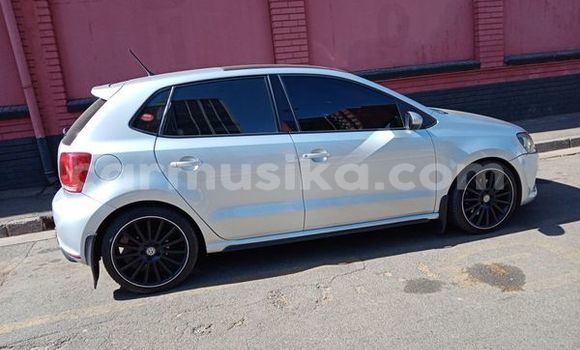 Nunua Ilio tumika Volkswagen Polo GTI Fedha Gari ndani ya Beitbridge nchini Matabeleland Kusini Nunua Ilio tumika Volkswagen Polo GTI Fedha Gari ndani ya Beitbridge nchini Matabeleland Kusini