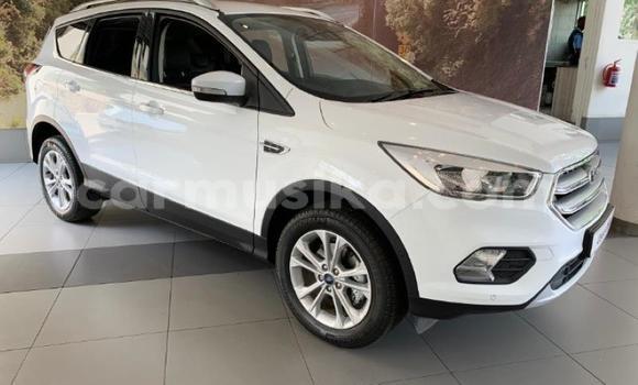Acheter Occasion Voiture Ford Kuga Blanc à Beitbridge, Matabeleland South Acheter Occasion Voiture Ford Kuga Blanc à Beitbridge, Matabeleland South