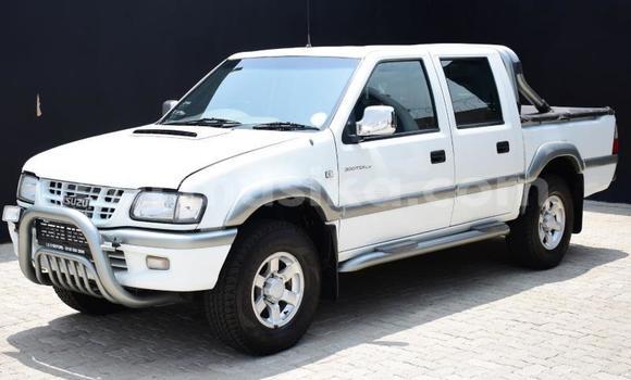 Buy Used Isuzu KB White Car in Beitbridge in Matabeleland South