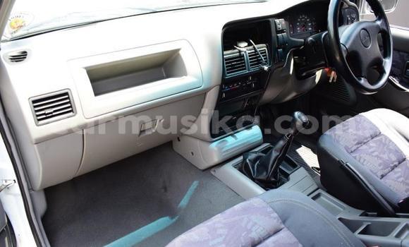 Nunua Ilio tumika Isuzu KB Nyeupe Gari ndani ya Beitbridge nchini Matabeleland Kusini Nunua Ilio tumika Isuzu KB Nyeupe Gari ndani ya Beitbridge nchini Matabeleland Kusini