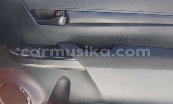 Acheter Occasion Voiture Toyota Hilux Blanc à Beitbridge, Matabeleland South Acheter Occasion Voiture Toyota Hilux Blanc à Beitbridge, Matabeleland South