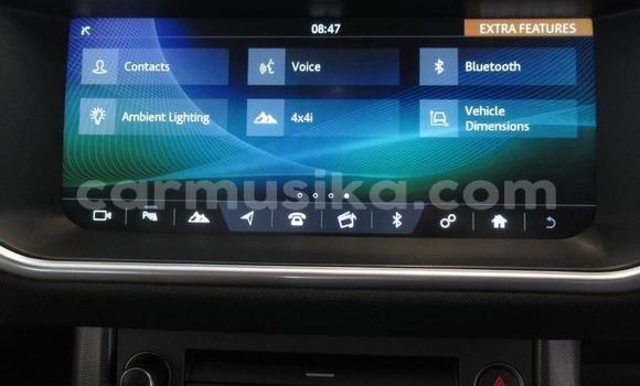 Acheter Occasion Voiture Land Rover Range Rover Evoque Beige à Beitbridge, Matabeleland South Acheter Occasion Voiture Land Rover Range Rover Evoque Beige à Beitbridge, Matabeleland South