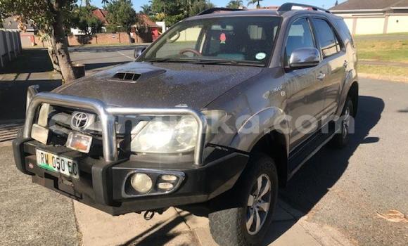 Tenga Tsaru Toyota Fortuner Zvimwe Mota in Beitbridge in Matabeleland South Tenga Tsaru Toyota Fortuner Zvimwe Mota in Beitbridge in Matabeleland South