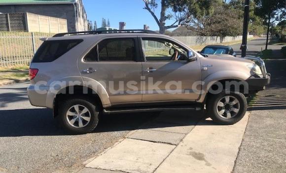 Acheter Occasion Voiture Toyota Fortuner Autre à Beitbridge, Matabeleland South Acheter Occasion Voiture Toyota Fortuner Autre à Beitbridge, Matabeleland South