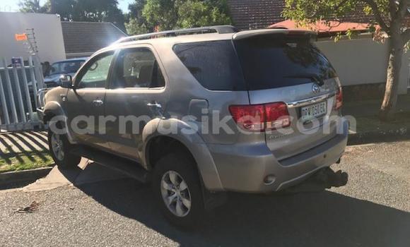 Acheter Occasion Voiture Toyota Fortuner Autre à Beitbridge, Matabeleland South Acheter Occasion Voiture Toyota Fortuner Autre à Beitbridge, Matabeleland South