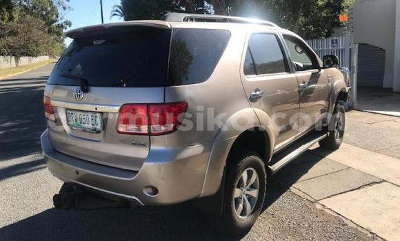 Acheter Occasion Voiture Toyota Fortuner Autre à Beitbridge, Matabeleland South Acheter Occasion Voiture Toyota Fortuner Autre à Beitbridge, Matabeleland South