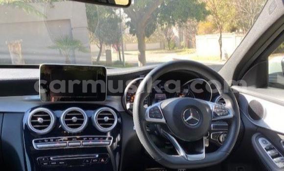 Acheter Occasion Voiture Mercedes‒Benz C–Class Gris à Beitbridge, Matabeleland South Acheter Occasion Voiture Mercedes‒Benz C–Class Gris à Beitbridge, Matabeleland South