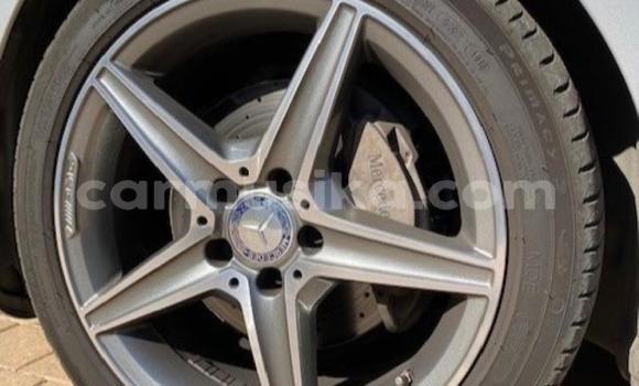 Acheter Occasion Voiture Mercedes‒Benz C–Class Gris à Beitbridge, Matabeleland South Acheter Occasion Voiture Mercedes‒Benz C–Class Gris à Beitbridge, Matabeleland South