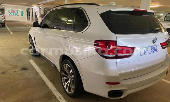 Acheter Occasion Voiture BMW X5 M Blanc à Beitbridge, Matabeleland South Acheter Occasion Voiture BMW X5 M Blanc à Beitbridge, Matabeleland South