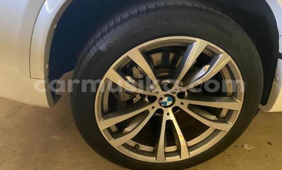 Acheter Occasion Voiture BMW X5 M Blanc à Beitbridge, Matabeleland South Acheter Occasion Voiture BMW X5 M Blanc à Beitbridge, Matabeleland South