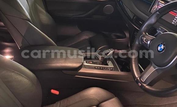 Acheter Occasion Voiture BMW X5 M Blanc à Beitbridge, Matabeleland South Acheter Occasion Voiture BMW X5 M Blanc à Beitbridge, Matabeleland South