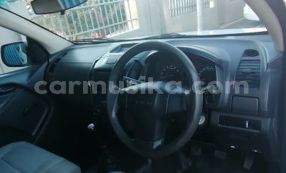 Buy Used Isuzu KB White Car in Beitbridge in Matabeleland South Buy Used Isuzu KB White Car in Beitbridge in Matabeleland South