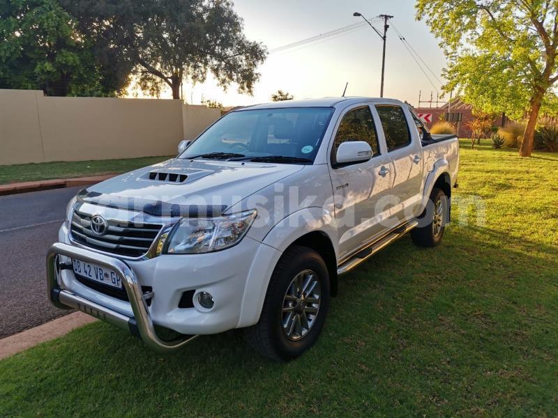 Big with watermark toyota hilux matabeleland south beitbridge 18454