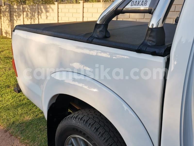 Big with watermark toyota hilux matabeleland south beitbridge 18454