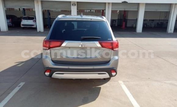 Acheter Occasion Voiture Mitsubishi Outlander Autre à Beitbridge, Matabeleland South Acheter Occasion Voiture Mitsubishi Outlander Autre à Beitbridge, Matabeleland South