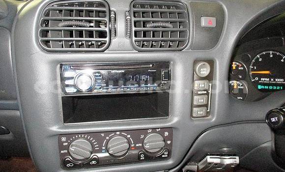 Acheter Occasion Voiture Chevrolet TrailBlazer Rouge à Beitbridge, Matabeleland South Acheter Occasion Voiture Chevrolet TrailBlazer Rouge à Beitbridge, Matabeleland South