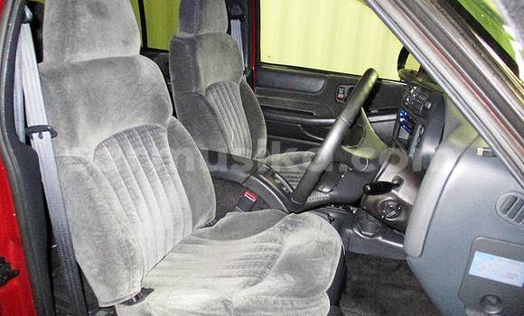 Acheter Occasion Voiture Chevrolet TrailBlazer Rouge à Beitbridge, Matabeleland South Acheter Occasion Voiture Chevrolet TrailBlazer Rouge à Beitbridge, Matabeleland South