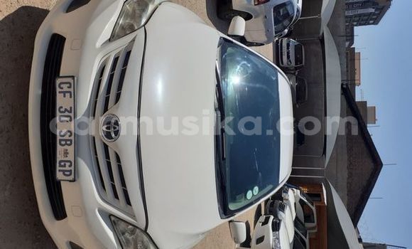 Acheter Occasion Voiture Toyota Corolla Blanc à Beitbridge, Matabeleland South Acheter Occasion Voiture Toyota Corolla Blanc à Beitbridge, Matabeleland South