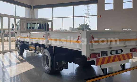 Acheter Occasion Voiture Nissan AD Blanc à Beitbridge, Matabeleland South Acheter Occasion Voiture Nissan AD Blanc à Beitbridge, Matabeleland South