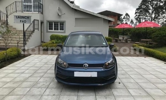 Acheter Occasion Voiture Volkswagen Polo Bleu à Beitbridge, Matabeleland South Acheter Occasion Voiture Volkswagen Polo Bleu à Beitbridge, Matabeleland South