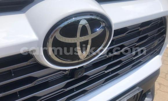 Acheter Occasion Voiture Toyota RAV4 Blanc à Harare, Harare Acheter Occasion Voiture Toyota RAV4 Blanc à Harare, Harare