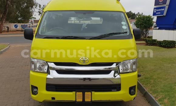Nunua Ilio tumika Toyota Hiace Nyeupe Gari ndani ya Bulawayo nchini Bulawayo