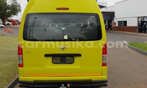 Acheter Occasion Voiture Toyota Hiace Blanc à Bulawayo, Bulawayo Acheter Occasion Voiture Toyota Hiace Blanc à Bulawayo, Bulawayo