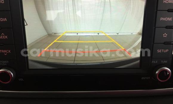 Nunua Ilio tumika Kia Rio Beige Gari ndani ya Beitbridge nchini Matabeleland Kusini Nunua Ilio tumika Kia Rio Beige Gari ndani ya Beitbridge nchini Matabeleland Kusini