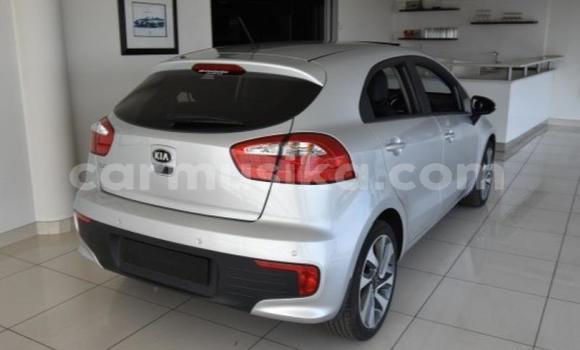 Nunua Ilio tumika Kia Rio Beige Gari ndani ya Beitbridge nchini Matabeleland Kusini Nunua Ilio tumika Kia Rio Beige Gari ndani ya Beitbridge nchini Matabeleland Kusini