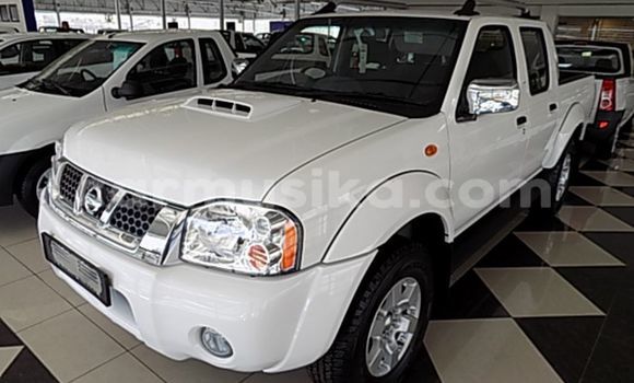 Nunua Ilio tumika Nissan NP 300 Nyeupe Gari ndani ya Beitbridge nchini Matabeleland Kusini Nunua Ilio tumika Nissan NP 300 Nyeupe Gari ndani ya Beitbridge nchini Matabeleland Kusini