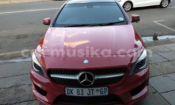 Acheter Occasion Voiture Mercedes‒Benz 250 Rouge à Harare, Harare