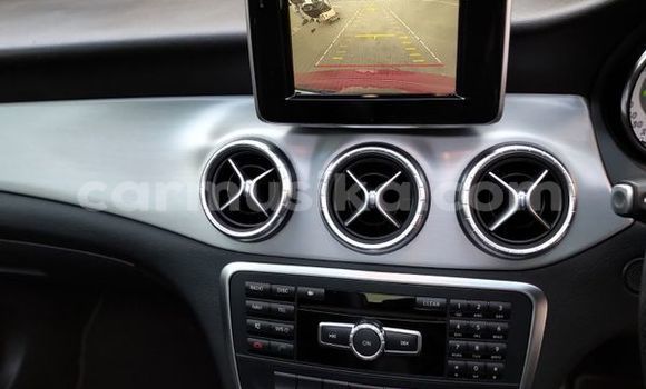 Buy Used Mercedes‒Benz 250 Red Car in Harare in Harare Buy Used Mercedes‒Benz 250 Red Car in Harare in Harare