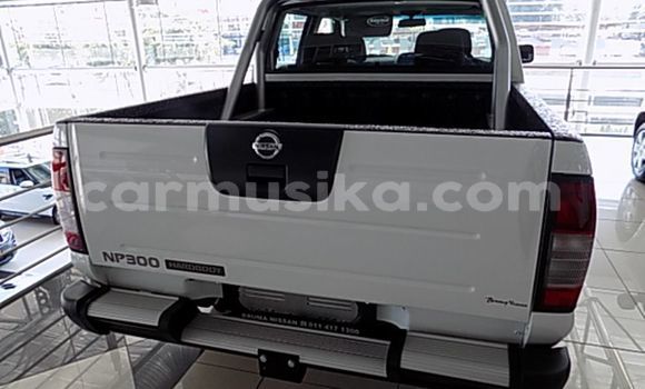 Nunua Ilio tumika Nissan NP 300 Nyeupe Gari ndani ya Beitbridge nchini Matabeleland Kusini Nunua Ilio tumika Nissan NP 300 Nyeupe Gari ndani ya Beitbridge nchini Matabeleland Kusini