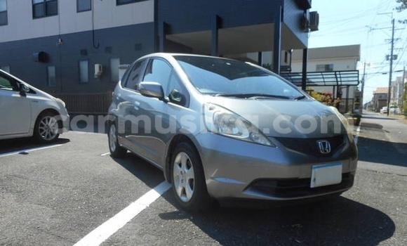Buy Used Honda Fit Silver Car in Beitbridge in Matabeleland South Buy Used Honda Fit Silver Car in Beitbridge in Matabeleland South