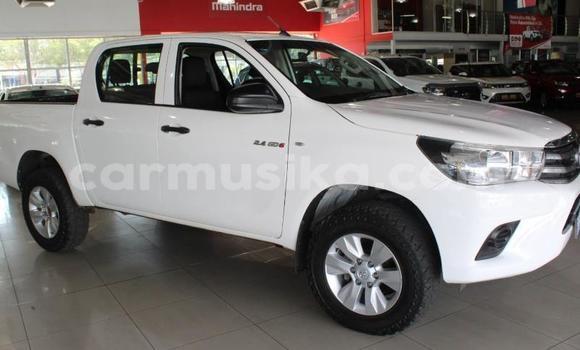 Acheter Occasion Voiture Toyota Hilux Blanc à Harare, Harare Acheter Occasion Voiture Toyota Hilux Blanc à Harare, Harare