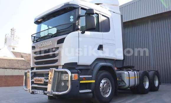 Nunua Ilio tumika Scania R420 Nyeupe Lori ndani ya Beitbridge nchini Matabeleland Kusini