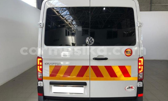 Nunua Ilio tumika Volkswagen Transporter Nyeupe Gari ndani ya Beitbridge nchini Matabeleland Kusini Nunua Ilio tumika Volkswagen Transporter Nyeupe Gari ndani ya Beitbridge nchini Matabeleland Kusini