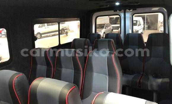 Nunua Ilio tumika Volkswagen Transporter Nyeupe Gari ndani ya Beitbridge nchini Matabeleland Kusini Nunua Ilio tumika Volkswagen Transporter Nyeupe Gari ndani ya Beitbridge nchini Matabeleland Kusini