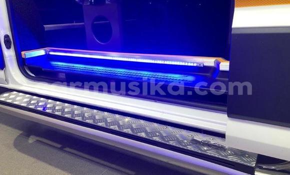 Nunua Ilio tumika Volkswagen Transporter Nyeupe Gari ndani ya Beitbridge nchini Matabeleland Kusini Nunua Ilio tumika Volkswagen Transporter Nyeupe Gari ndani ya Beitbridge nchini Matabeleland Kusini