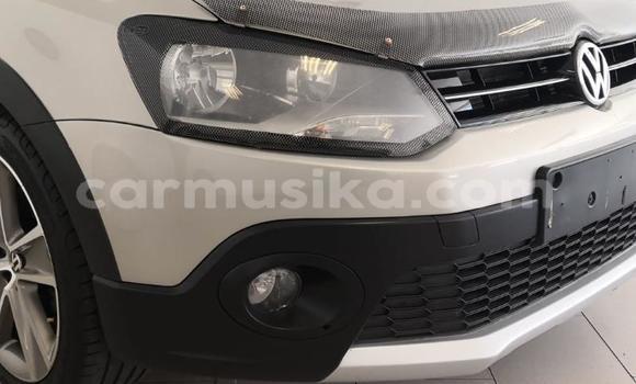 Tenga Tsaru Volkswagen Polo Sirivha Mota in Beitbridge in Matabeleland South Tenga Tsaru Volkswagen Polo Sirivha Mota in Beitbridge in Matabeleland South