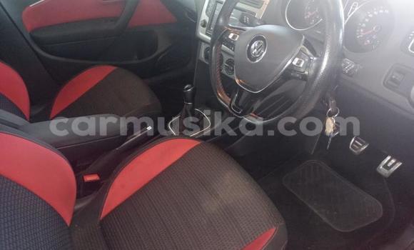 Nunua Ilio tumika Volkswagen Polo Nyekundu Gari ndani ya Beitbridge nchini Matabeleland Kusini Nunua Ilio tumika Volkswagen Polo Nyekundu Gari ndani ya Beitbridge nchini Matabeleland Kusini