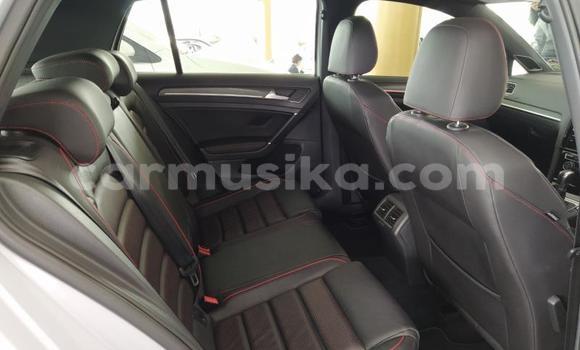 Nunua Ilio tumika Volkswagen Golf GTI Nyeupe Gari ndani ya Beitbridge nchini Matabeleland Kusini Nunua Ilio tumika Volkswagen Golf GTI Nyeupe Gari ndani ya Beitbridge nchini Matabeleland Kusini