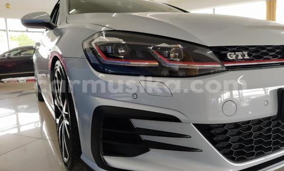 Nunua Ilio tumika Volkswagen Golf GTI Nyeupe Gari ndani ya Beitbridge nchini Matabeleland Kusini Nunua Ilio tumika Volkswagen Golf GTI Nyeupe Gari ndani ya Beitbridge nchini Matabeleland Kusini