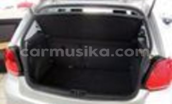 Acheter Occasion Voiture Volkswagen Polo Blanc à Beitbridge, Matabeleland South Acheter Occasion Voiture Volkswagen Polo Blanc à Beitbridge, Matabeleland South