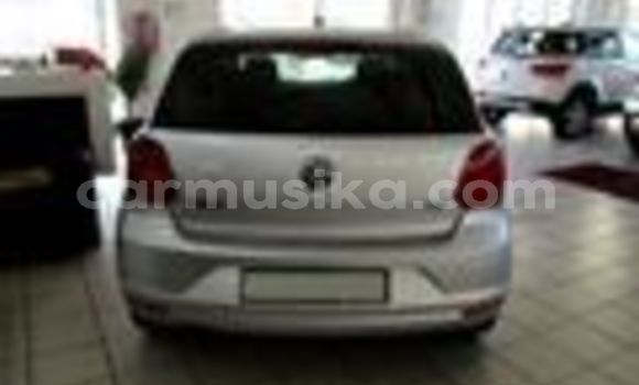 Acheter Occasion Voiture Volkswagen Polo Blanc à Beitbridge, Matabeleland South Acheter Occasion Voiture Volkswagen Polo Blanc à Beitbridge, Matabeleland South