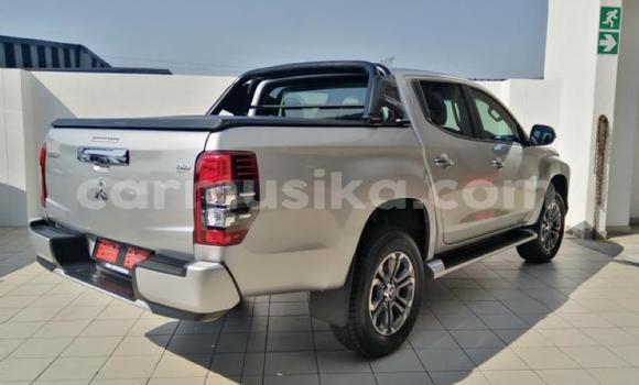 Acheter Occasion Voiture Mitsubishi Triton Autre à Beitbridge, Matabeleland South Acheter Occasion Voiture Mitsubishi Triton Autre à Beitbridge, Matabeleland South